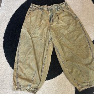 Free People  Women's Jeans Barrel Leg size medium